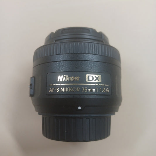 Nikon AF-S NIKKOR 18-55mm f/3.5-5.6