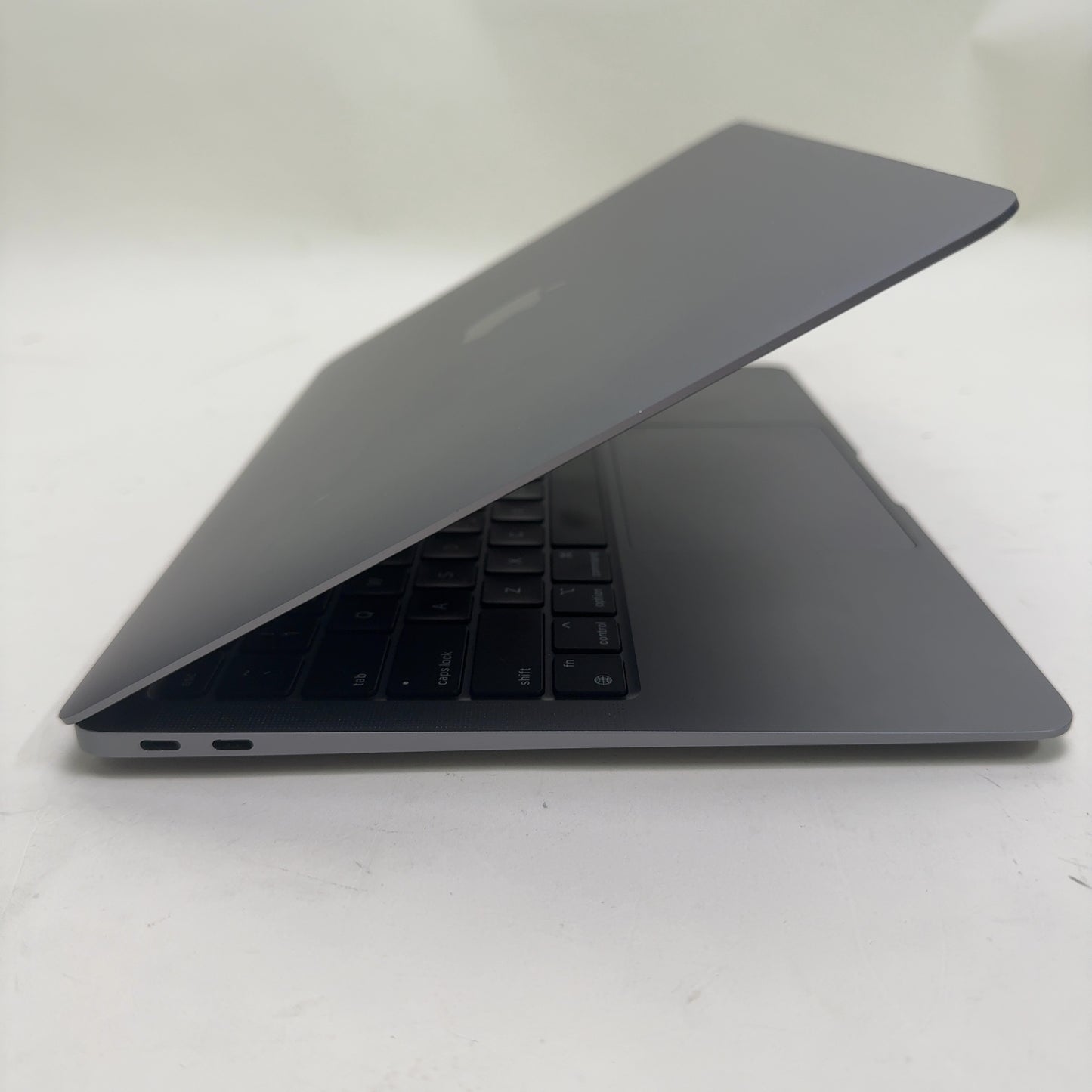 2020 Apple MacBook Air 13.3" M1 7C GPU 3.2GHz 8GB RAM 256GB SSD A2337