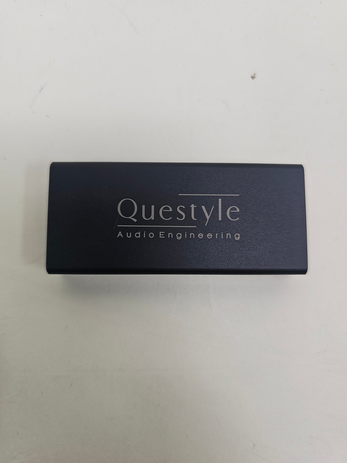 Queststyle M15 Mobile Headphone Amplifier