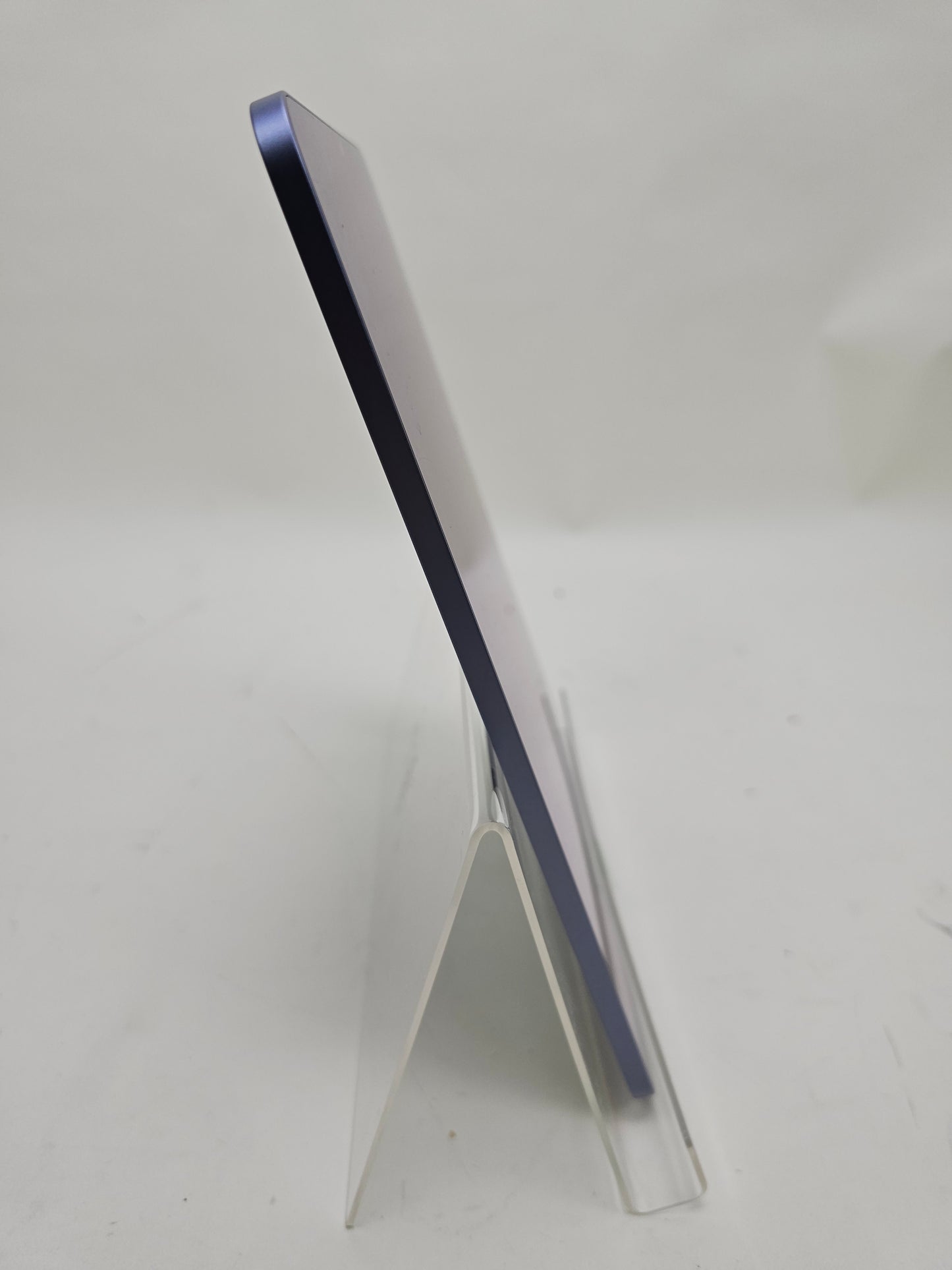 WiFi Only Apple iPad Air 5th Gen 64GB Purple MME23LL/A