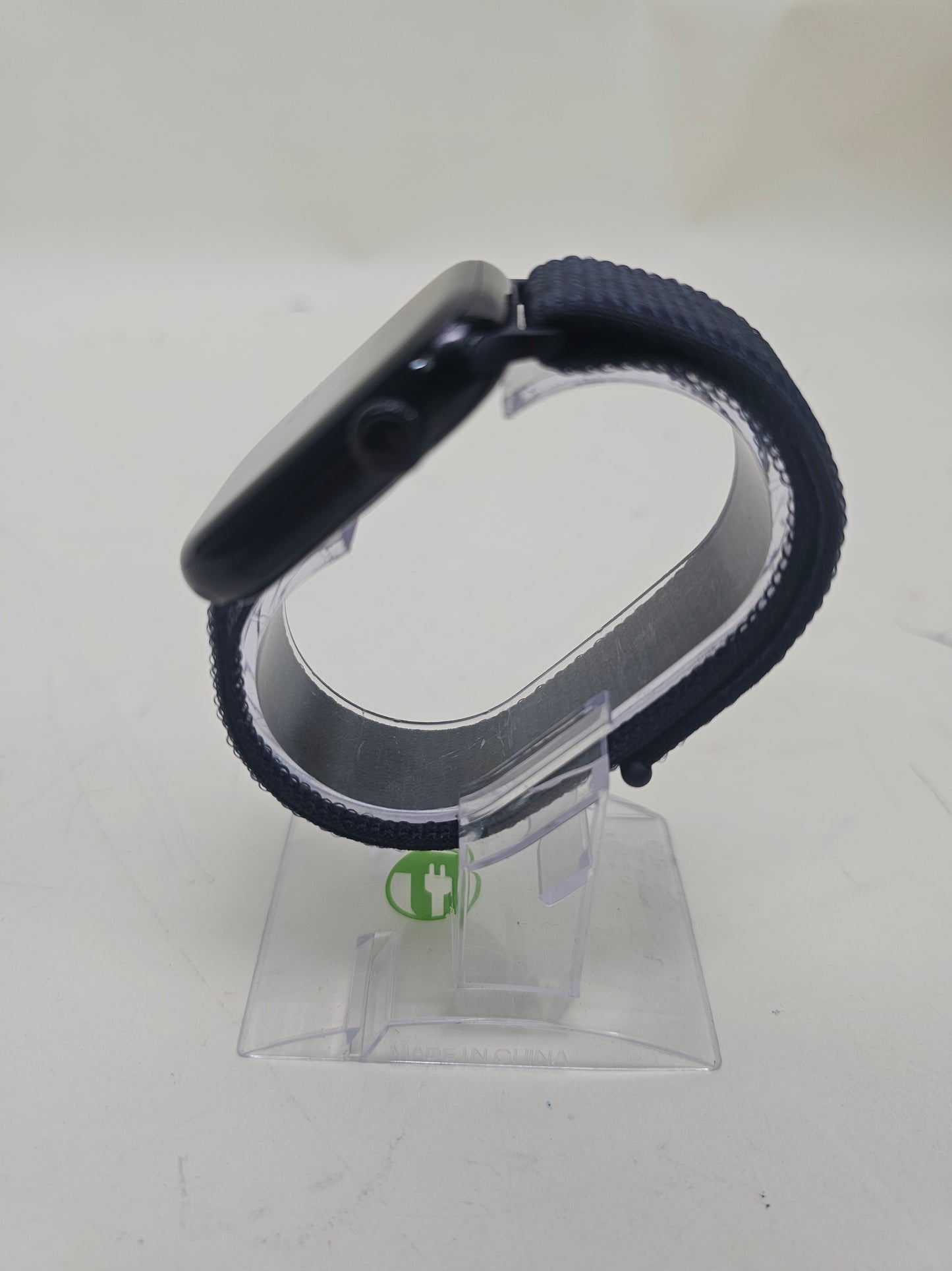 GPS Only Apple Watch Series 10 46MM Black Aluminum Midnight Nylon Band A2999