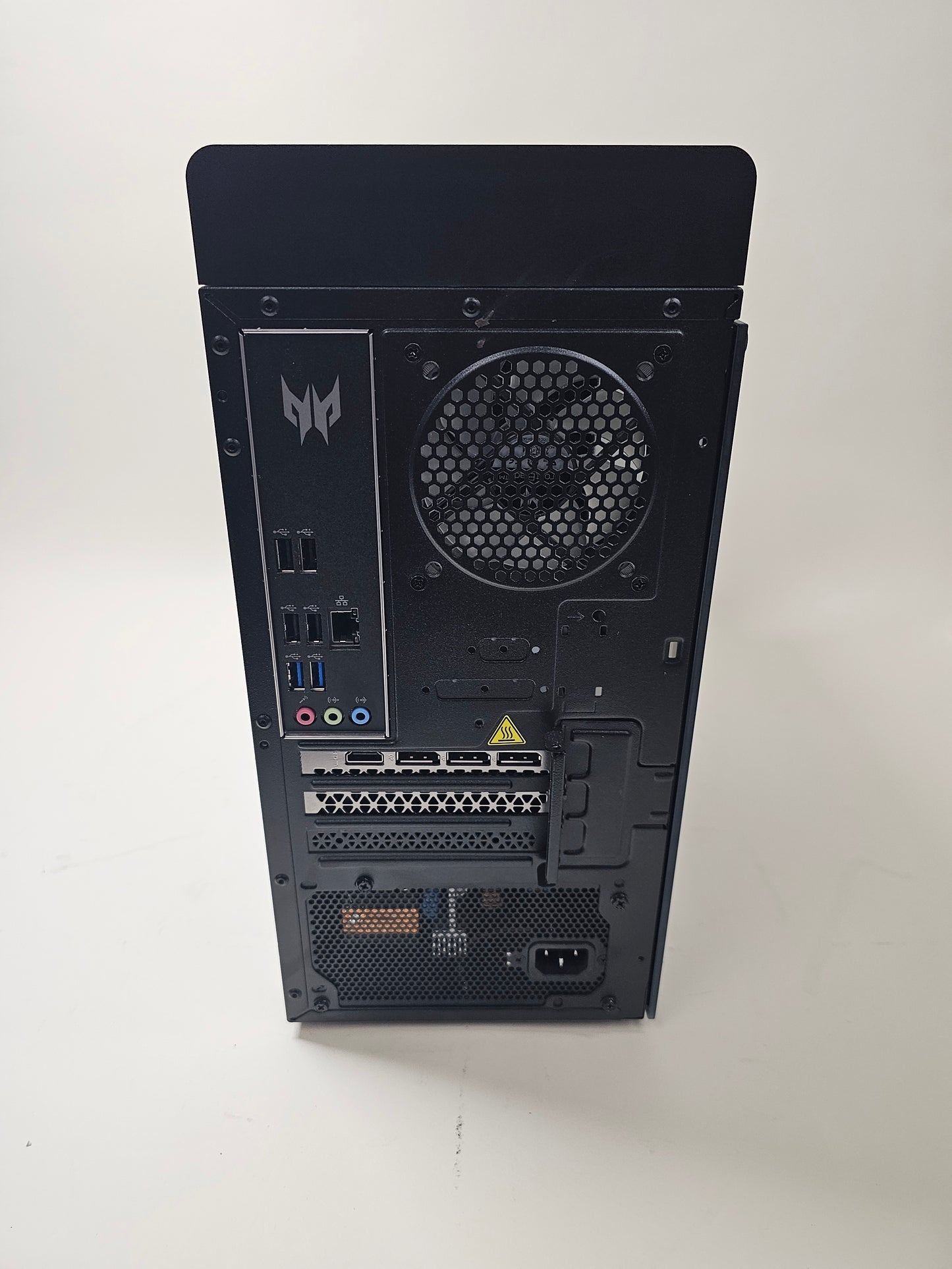 Acer Predator i7-13700F 2.10GHz 16GB RAM 1TB SSD GeForce RTX 3060