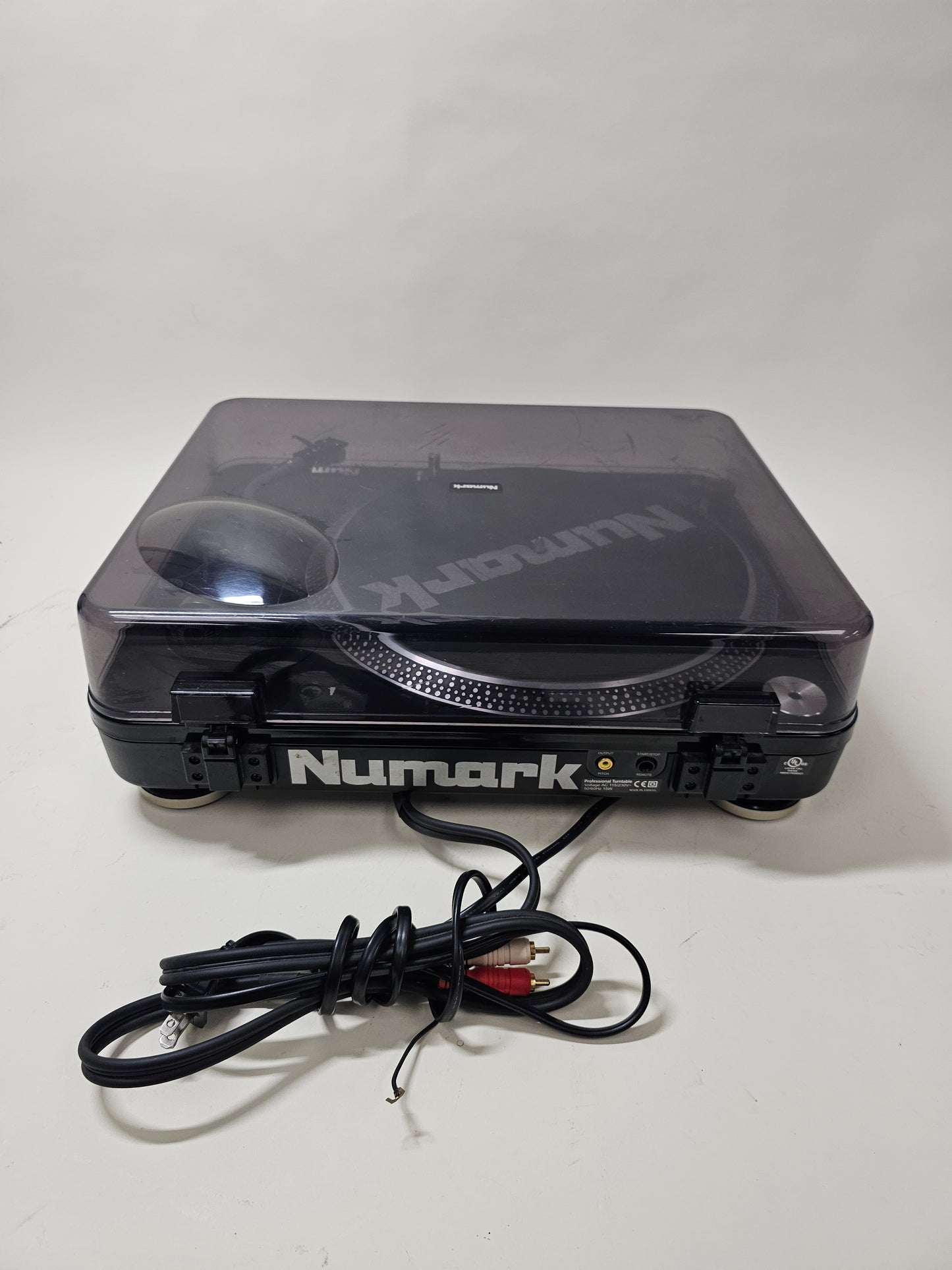 Numark TT100 Turntable
