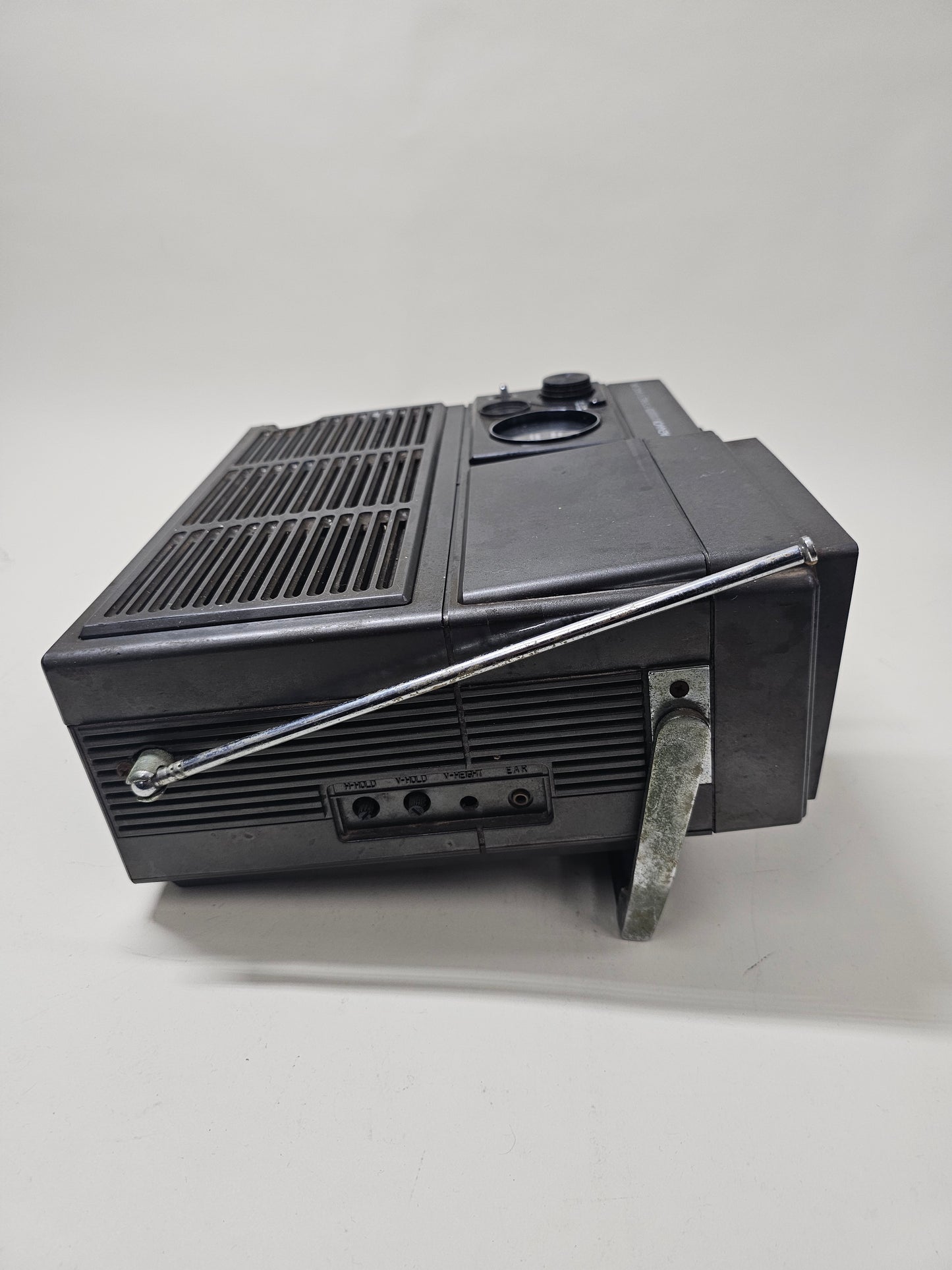 Magnavox Portable TV Radio