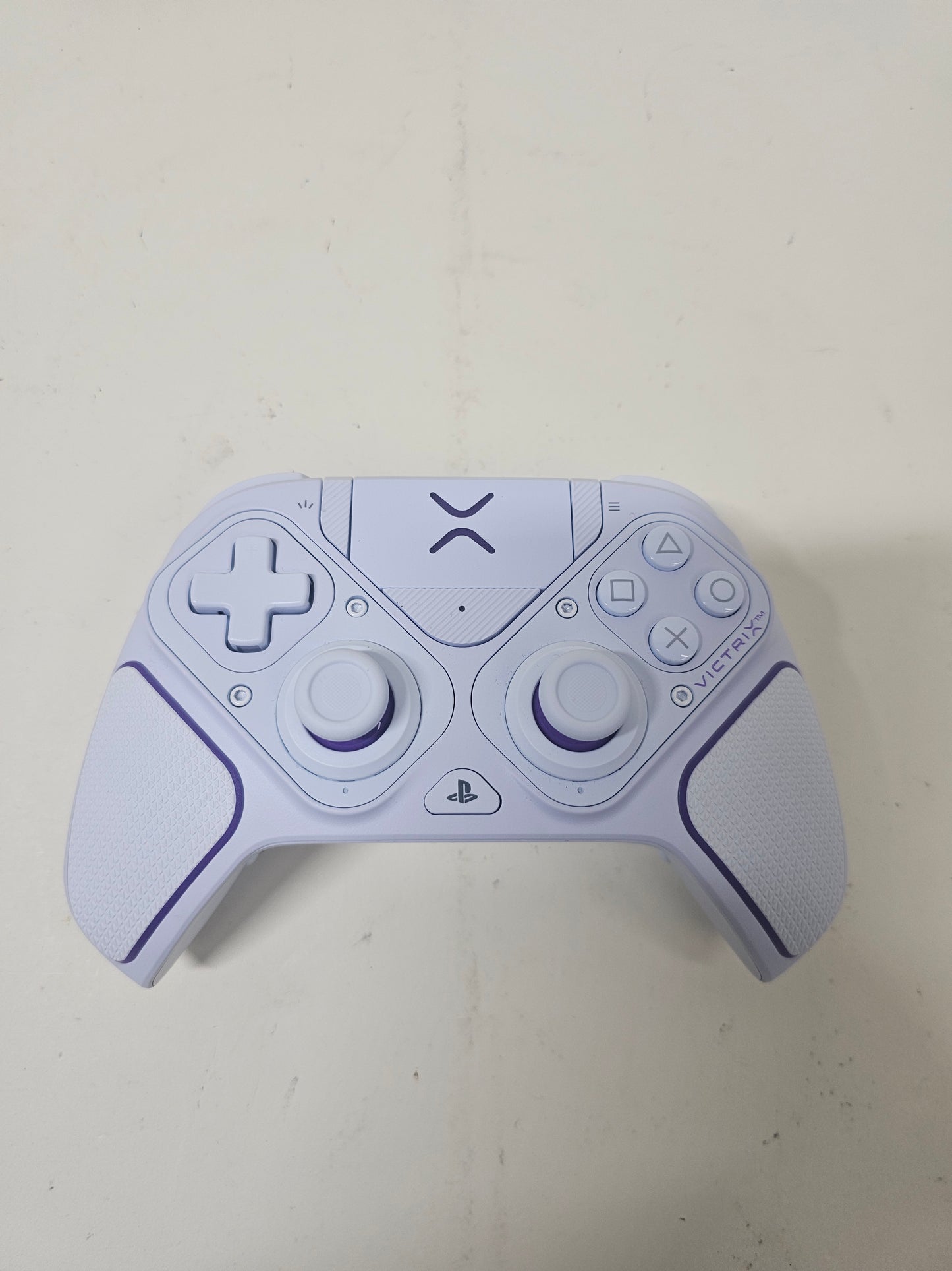 Victrix Pro BFG White 052-002