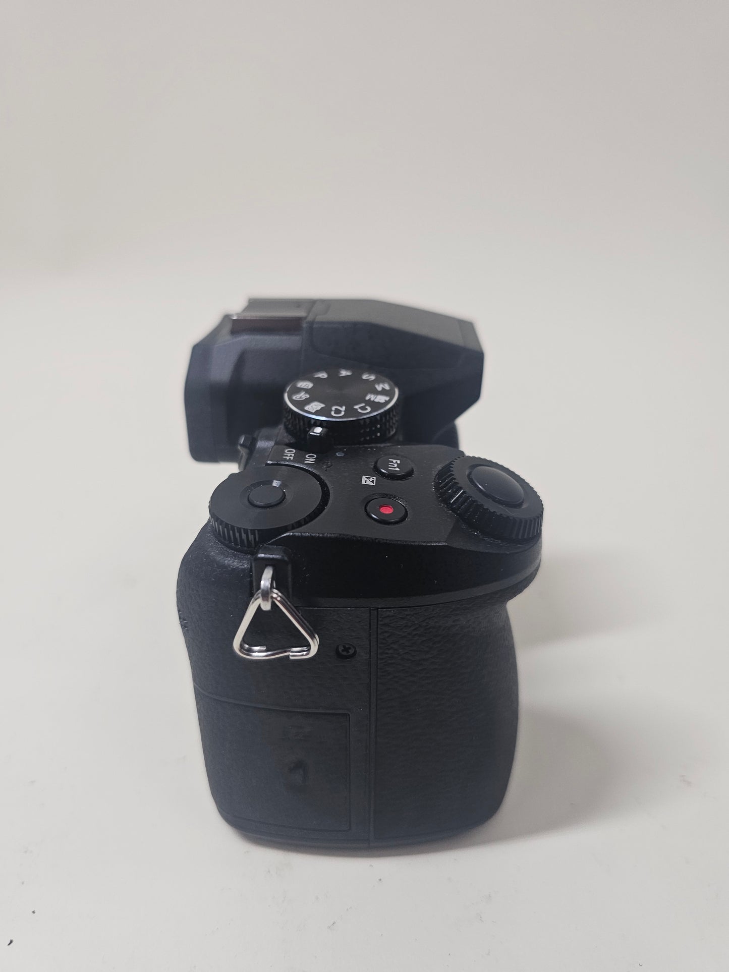 Panasonic Lumix DMC-G85 16.0MP Digital Camera