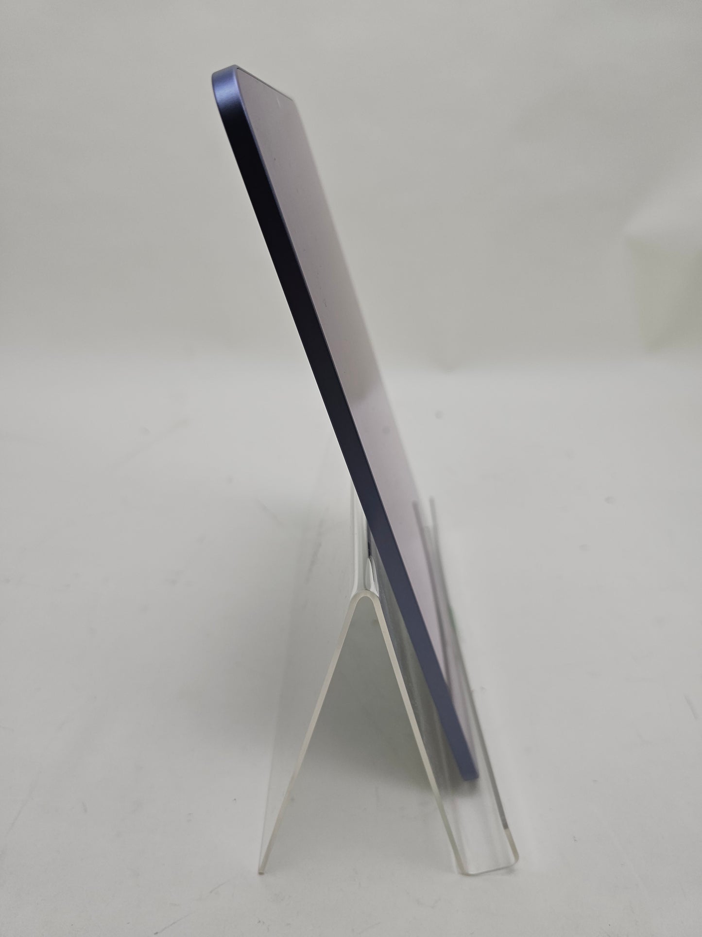 WiFi Only Apple iPad Air 5th Gen 64GB Purple MME23LL/A