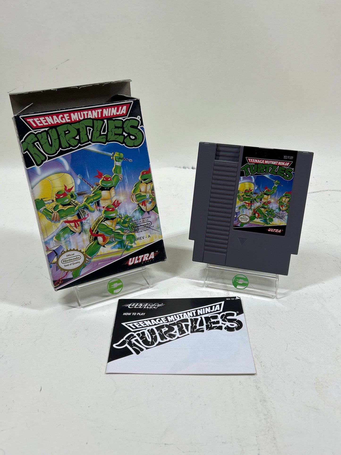 Teenage Mutant Ninja Turtles  (Nintendo NES,  1989)  CIB