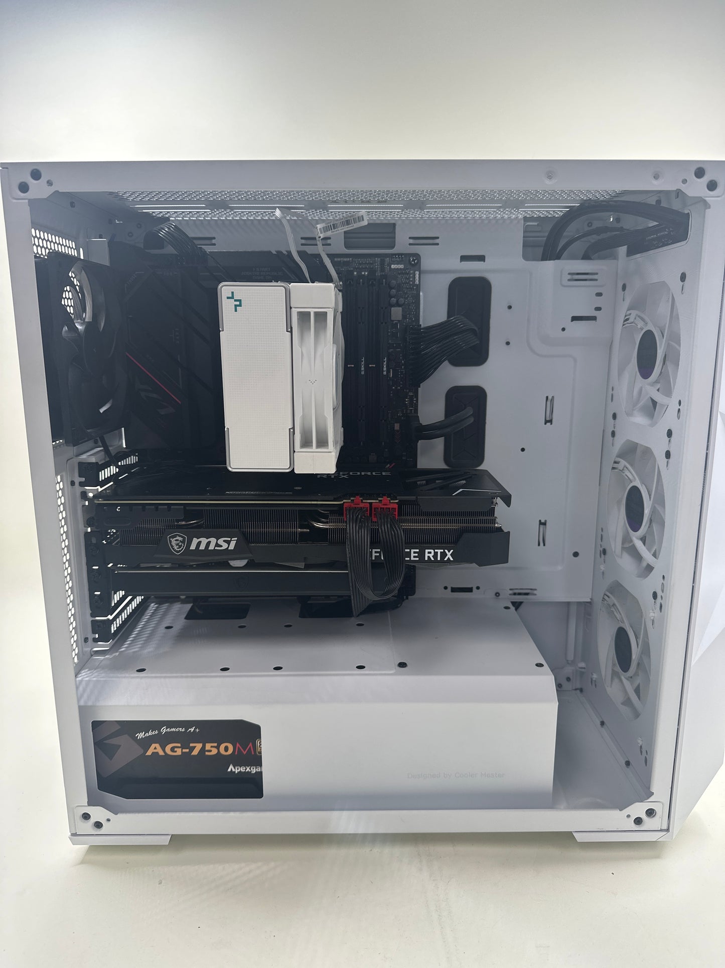 Cooler Master Ryzen 9 7950X3D 4.20GHz 64GB RAM 512GB SSD MSI GeForce RTX 3070 Ti