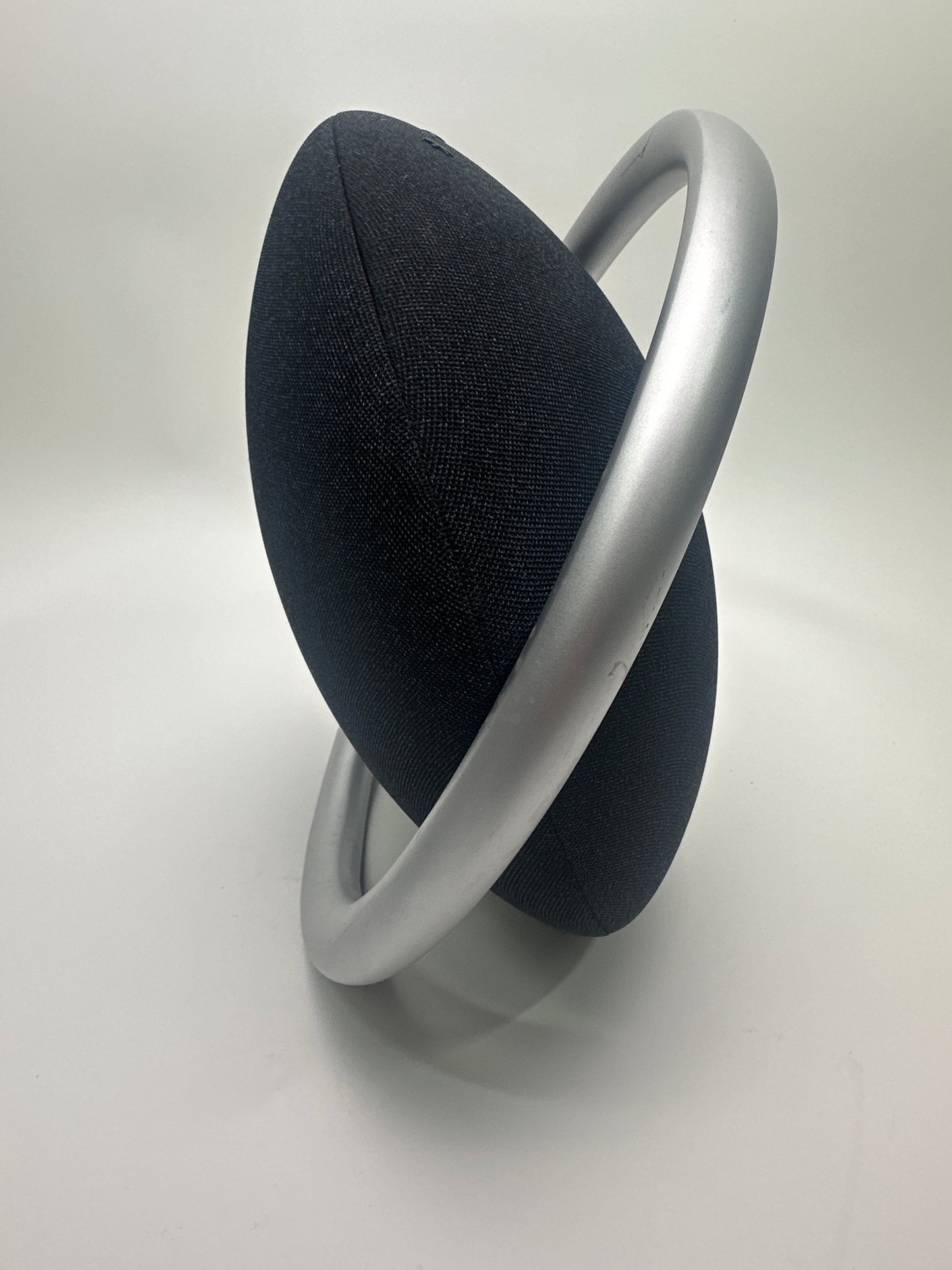 Harmon Kardon Onyx Studio 8 Bluetooth Speaker Black