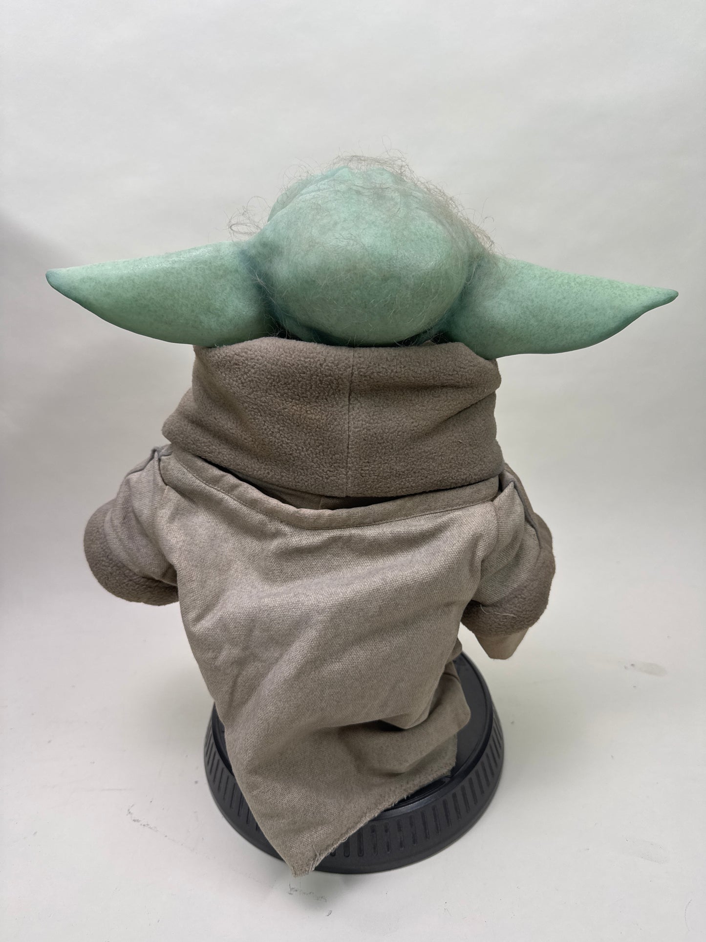 Star Wars Mandalorian "The Child" Grogu Life Size Figure Sideshow Collectibles