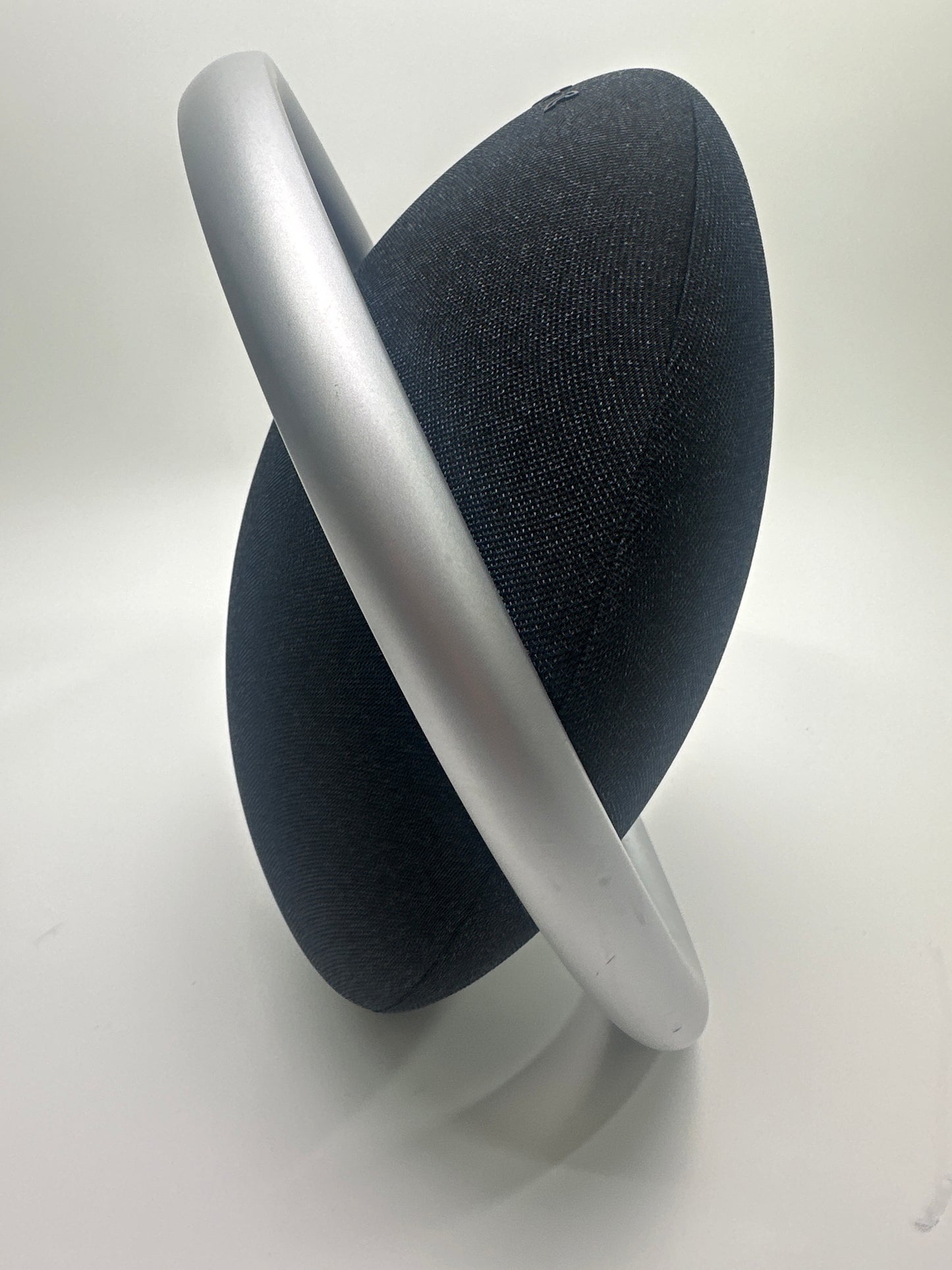 Harmon Kardon Onyx Studio 8 Bluetooth Speaker Black