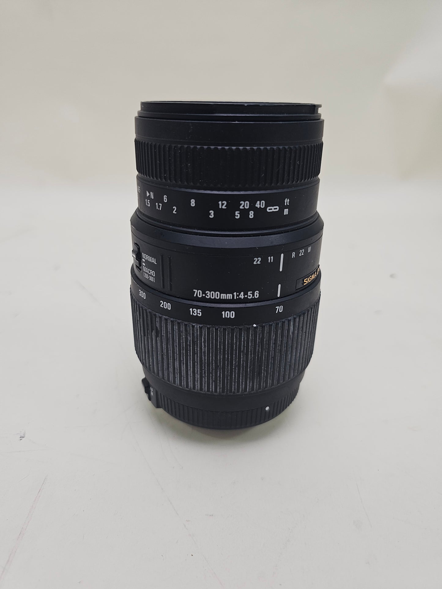 Sigma 70-300mm 1.4-5.6 70-300mm 1.4-5.6 For Nikon F Mount