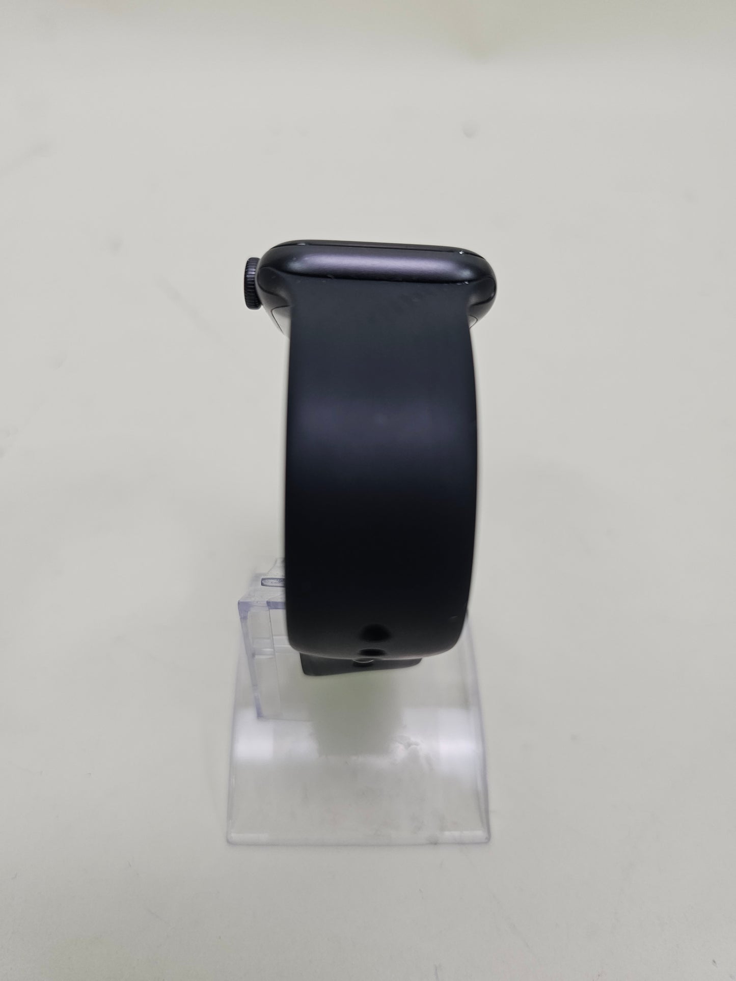 Unlocked Apple Watch Series 5 40MM Space Gray Aluminum Black Sport Band A2094