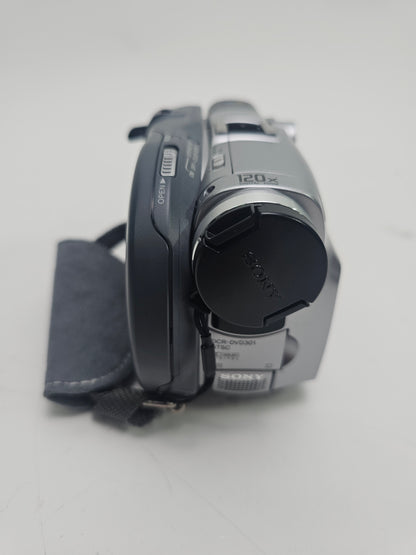 Sony DCR-DVD301 Mini DVD Camcorder