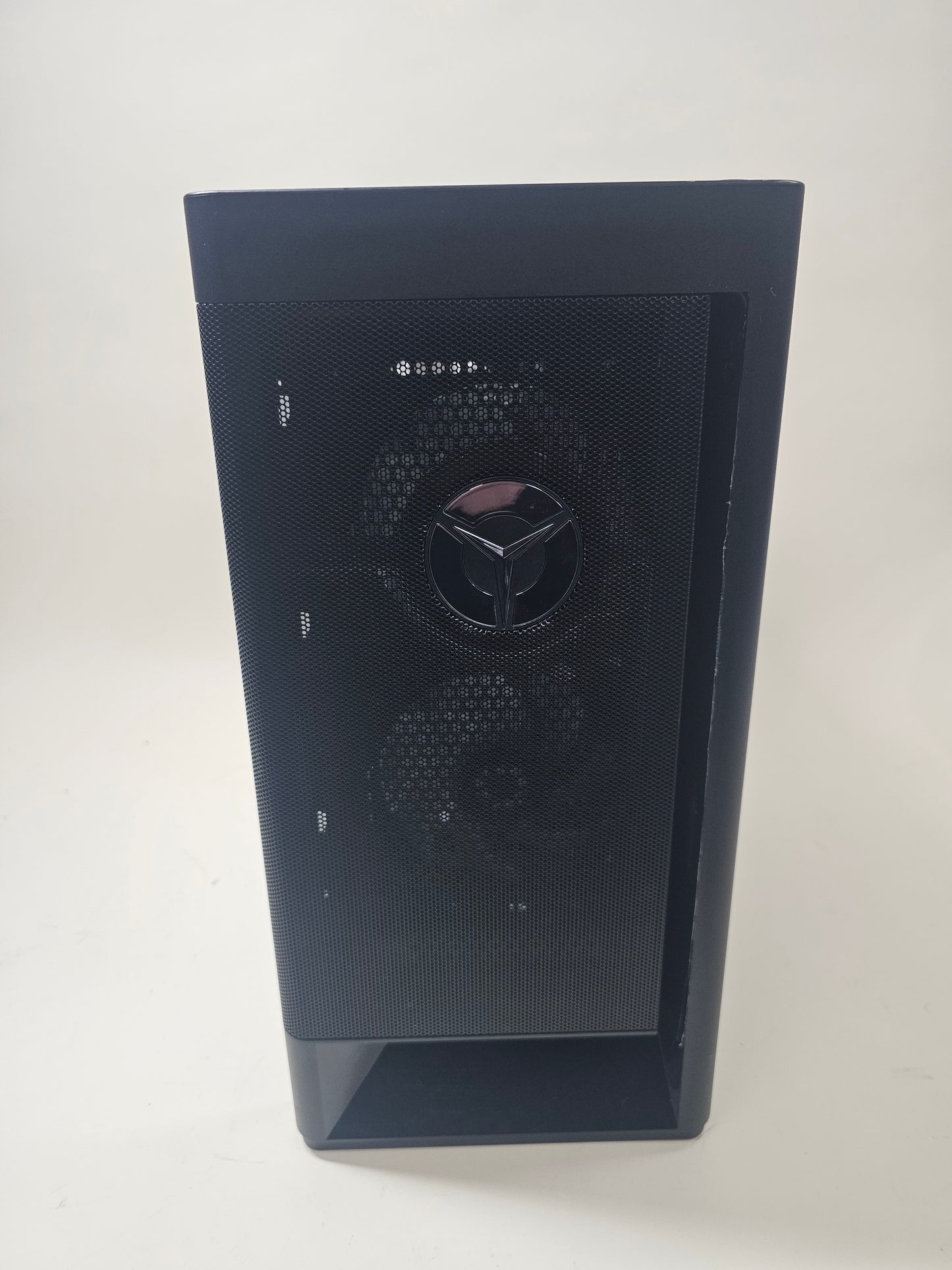 Lenovo i-Series Ryzen 7 7700X 4.5GHz 32GB RAM 512GB SSD Lenovo GeForce RTX 3050