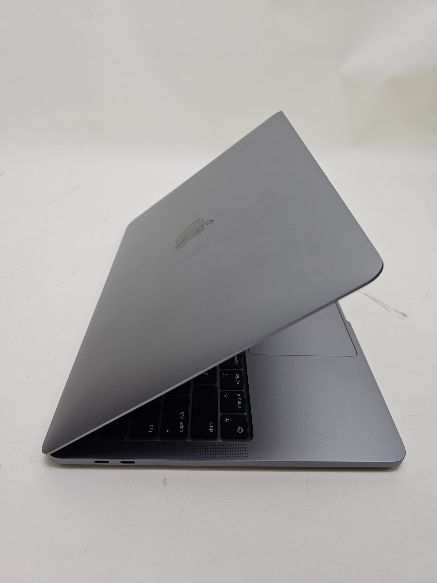 2022 Apple MacBook Pro 13.3" M2 10C GPU 3.5GHz 8GB RAM 256GB SSD A2338