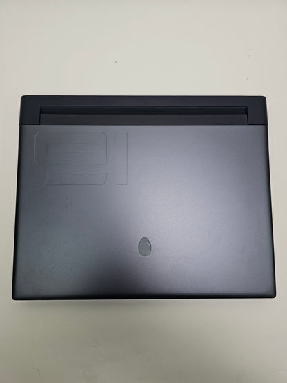 Alienware M16 R1 16" i7-13700HX 2.1GHz 64GB RAM 1TB SSD Geforcce RTX 4070