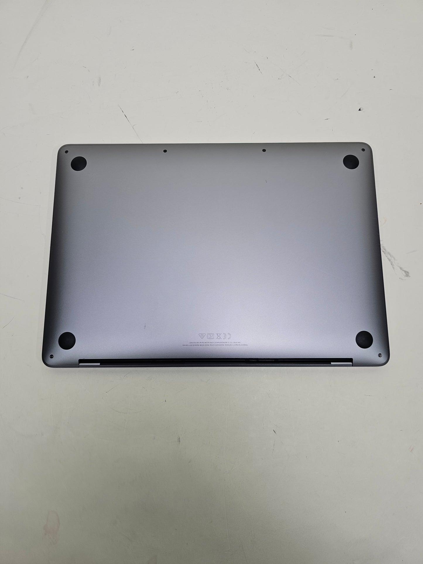 2022 Apple MacBook Pro 13.3" M2 10C GPU 3.5GHz 8GB RAM 256GB SSD A2338