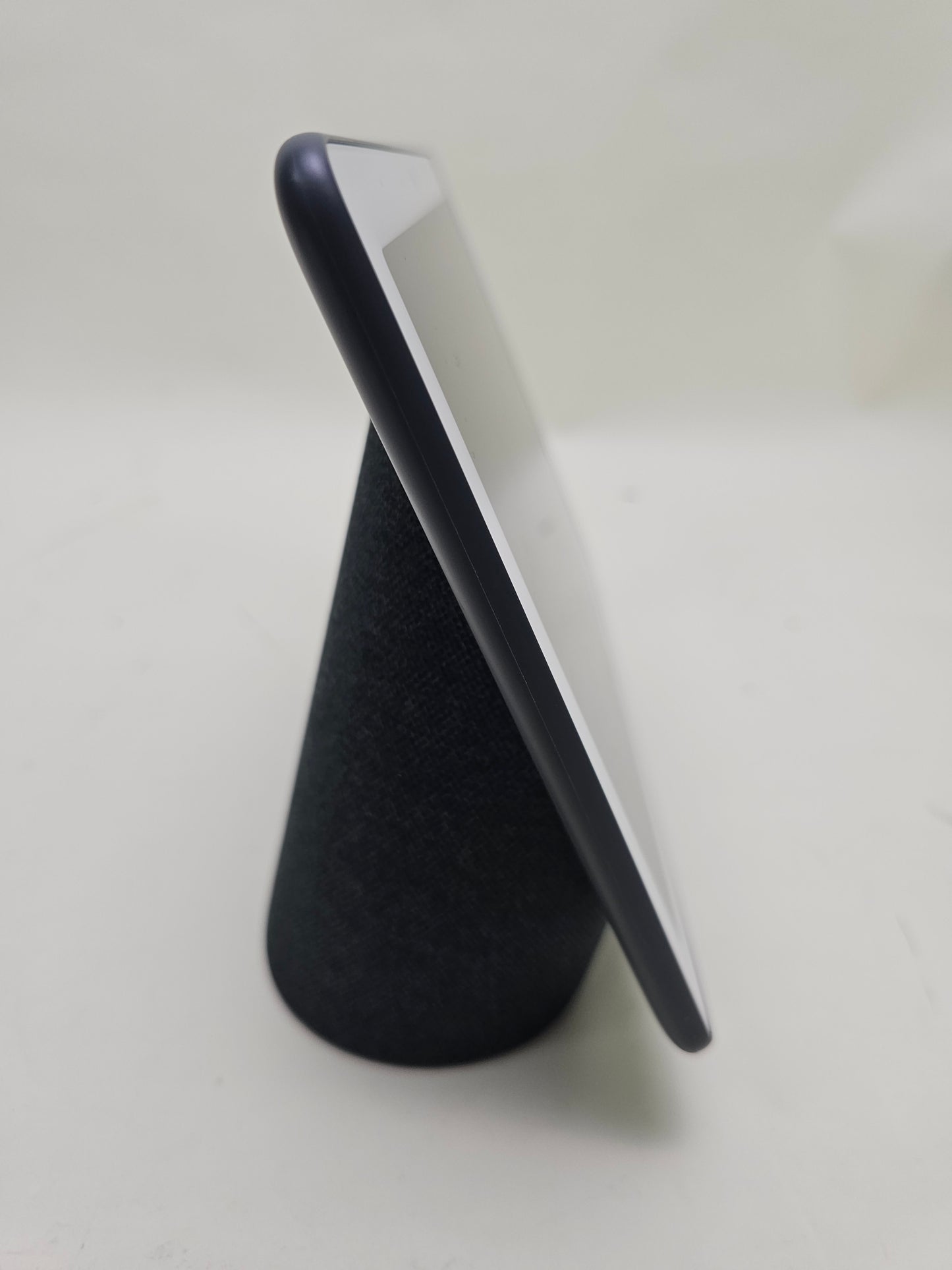 Google Nest Hub Max Chalk H2A