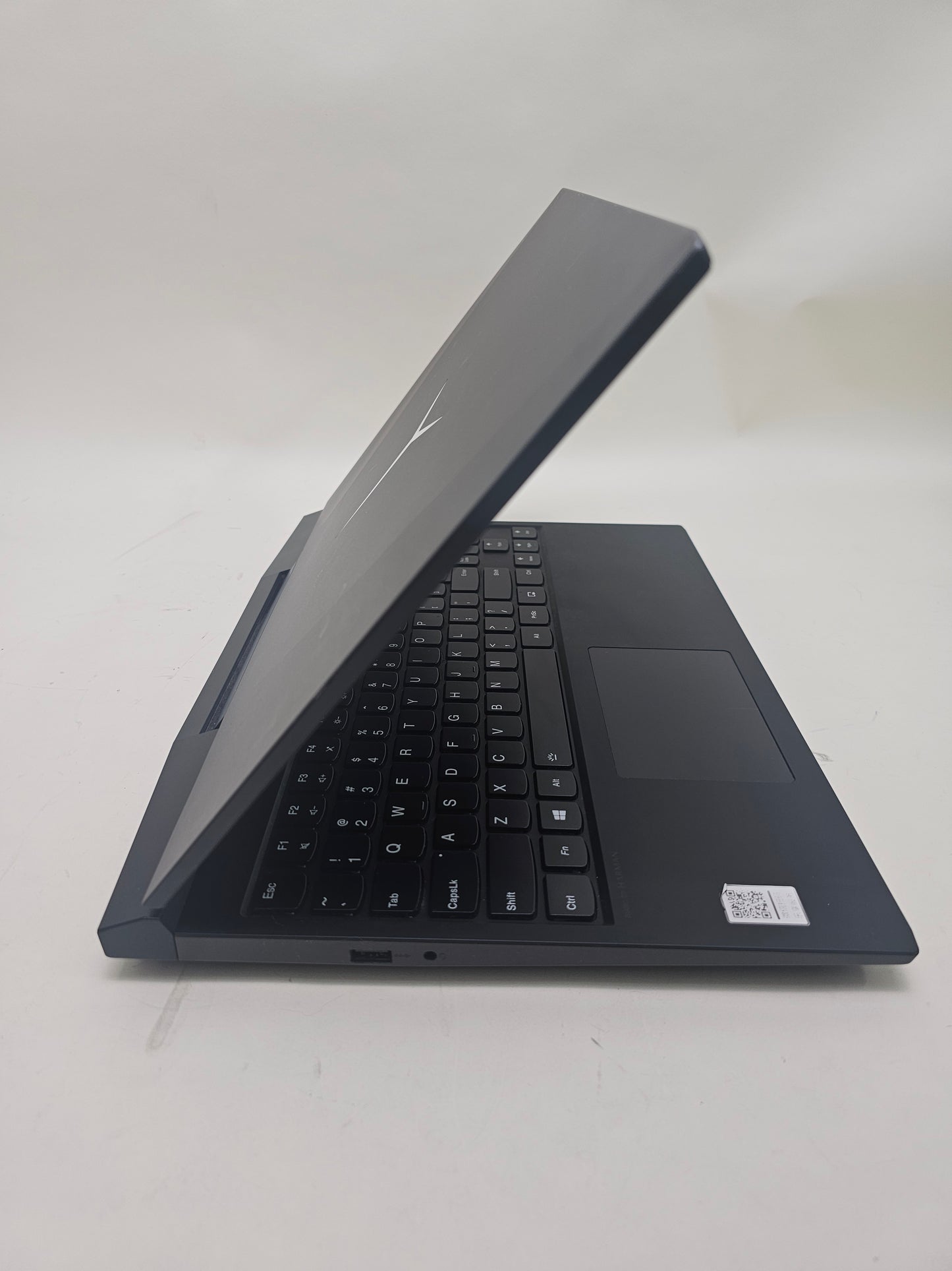 Lenovo Legion Y7000P 15.6" i5-9300H 2.4GHz 16GB RAM 1TB SSD Geforce 1660 TI