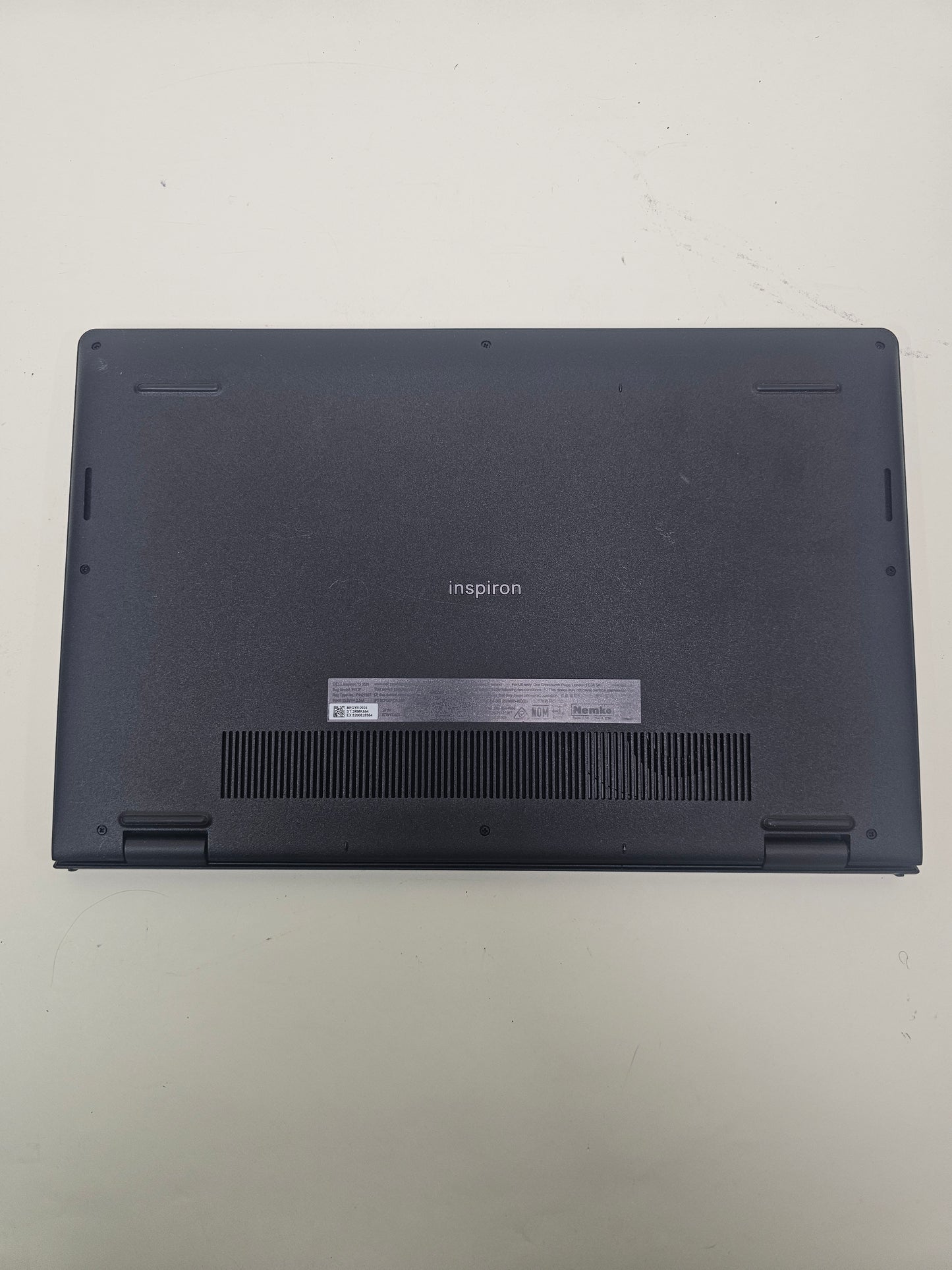 Dell Inspiron  15 3520 15.6" i5-1235U 1.3GHz 8GB RAM 512GB SSD