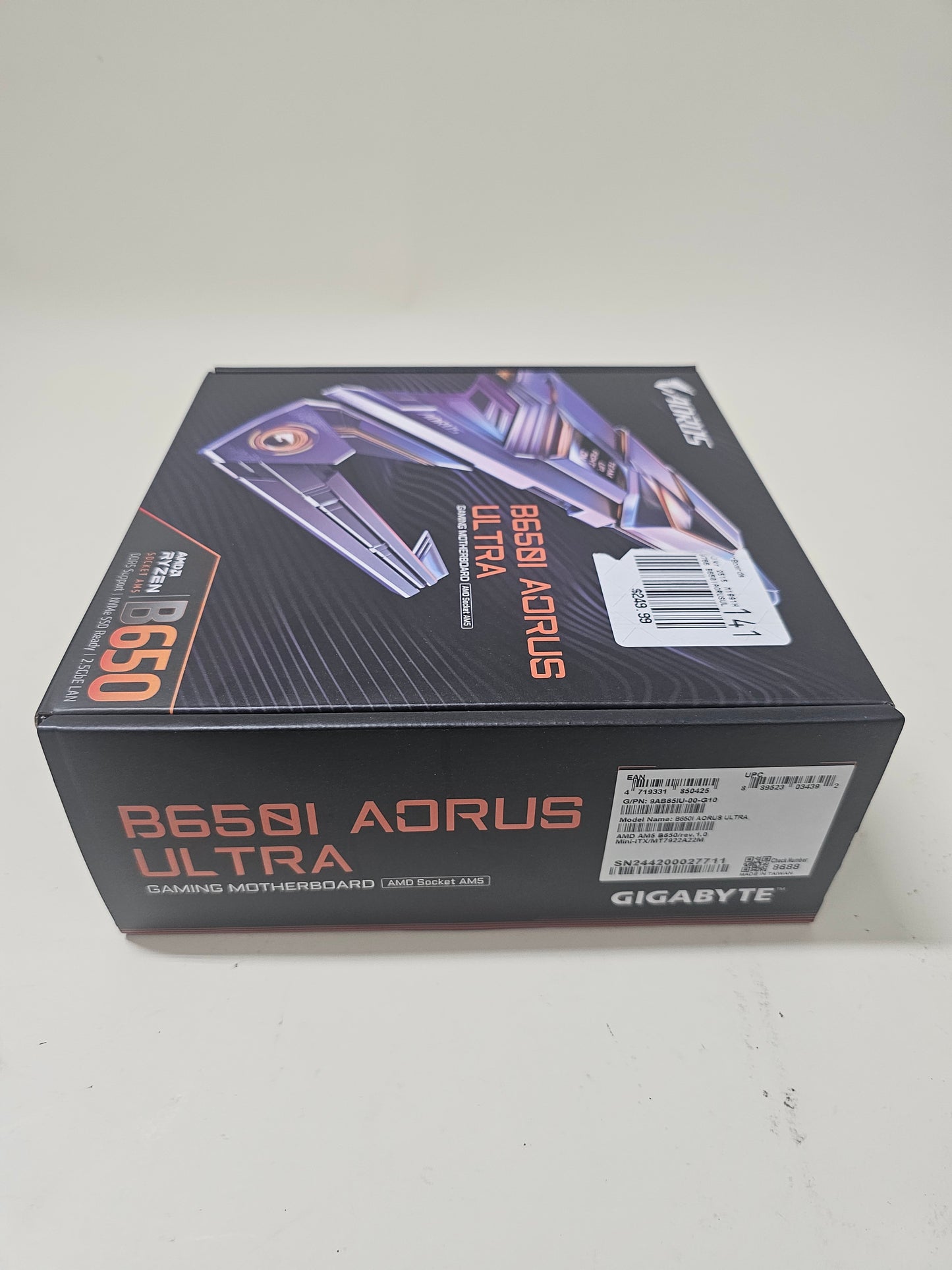New GIGABYTE Aorus B650l Ultra AM5 mATX