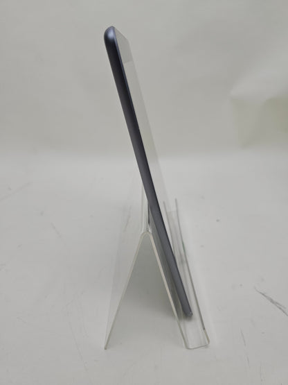 WiFi Only Apple iPad 6th Gen 32GB 15.6.1 Space gray MR7F2LL/A