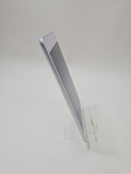 WiFi Only Apple iPad Mini 5th Gen 64GB 17.5.1 SILVER MUQX2LL/A