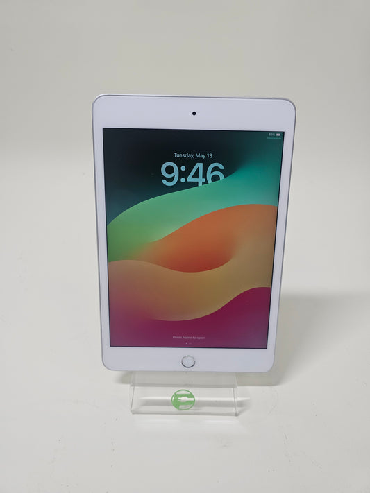 WiFi Only Apple iPad Mini 5th Gen 64GB 17.5.1 SILVER MUQX2LL/A