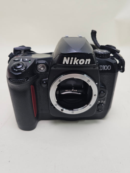 Nikon D100 6.1MP DSLR Camera  n/a Shutter Count